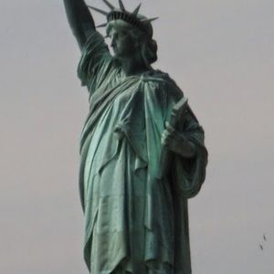 Meet your Posher, Alicia